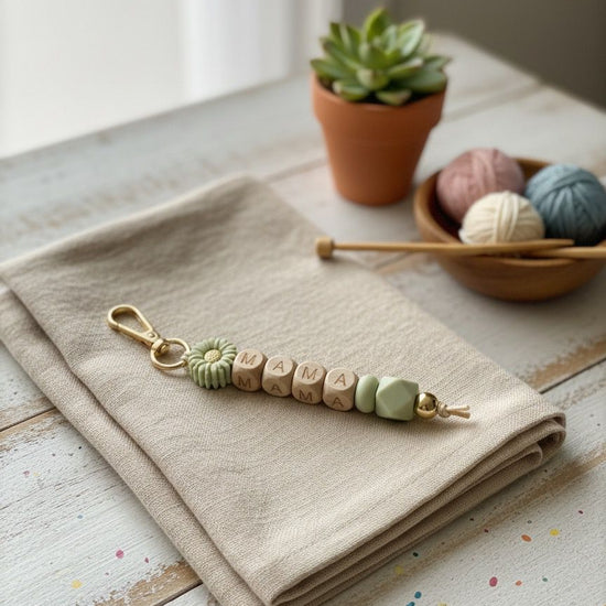 Mama Keychain